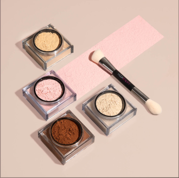 HUDA BEAUTY Easy Bake Loose Baking & Setting Powder - Image 2