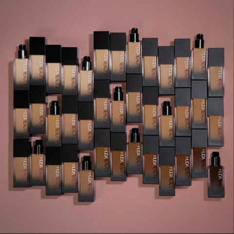 Huda Beauty Faux Filter Luminous Matte Foundation