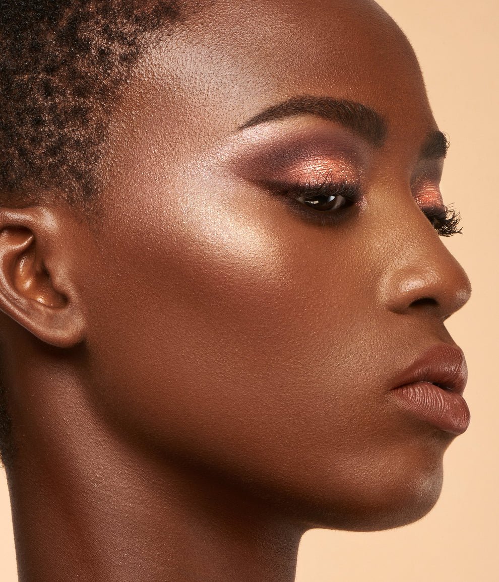 HudaBeauty Rich Nude Obsessions Eyeshadow Palette - Image 4